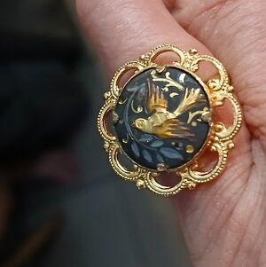 Ornate Gold and Black Bird Design Ring